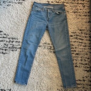 SOLD: Levi’s 501 Classic Ankle